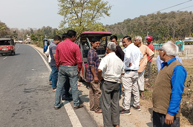 राष्ट्रिय राजमार्गमा पिकअप भ्यान र टोटो ठोक्किँदा 2 जना घाइते