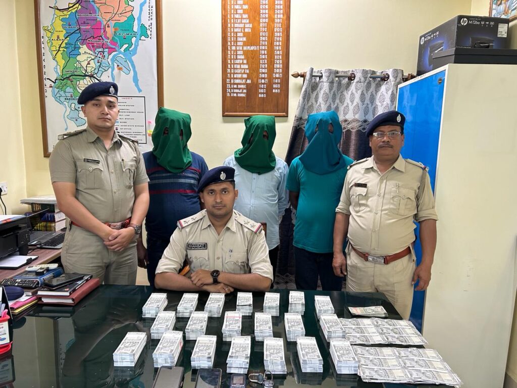 कुचबिहारबाट 23 लाख रुपियाँको नकली नोट उद्धार, तीनजना पक्राउ