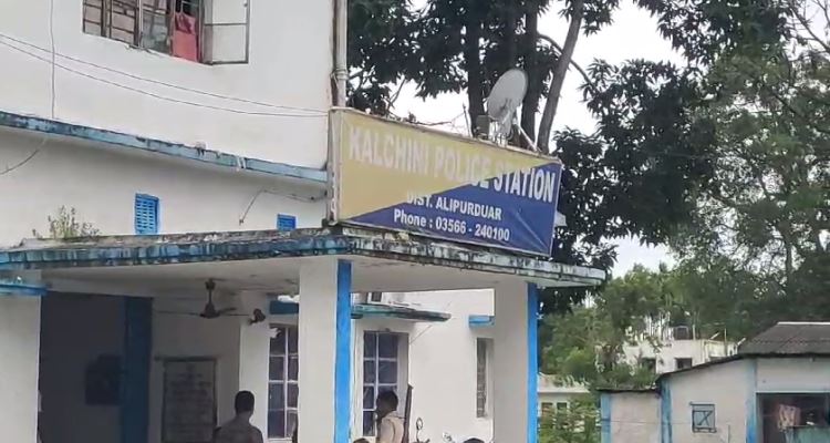 हाँसीमारा राष्ट्रीय राजमार्गमा वाहनले धक्का दिँदा युवकको मृत्यु